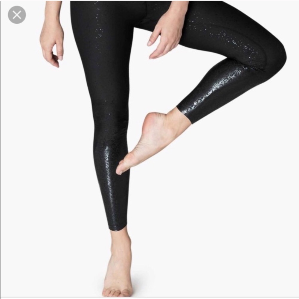 Alloy leggings
